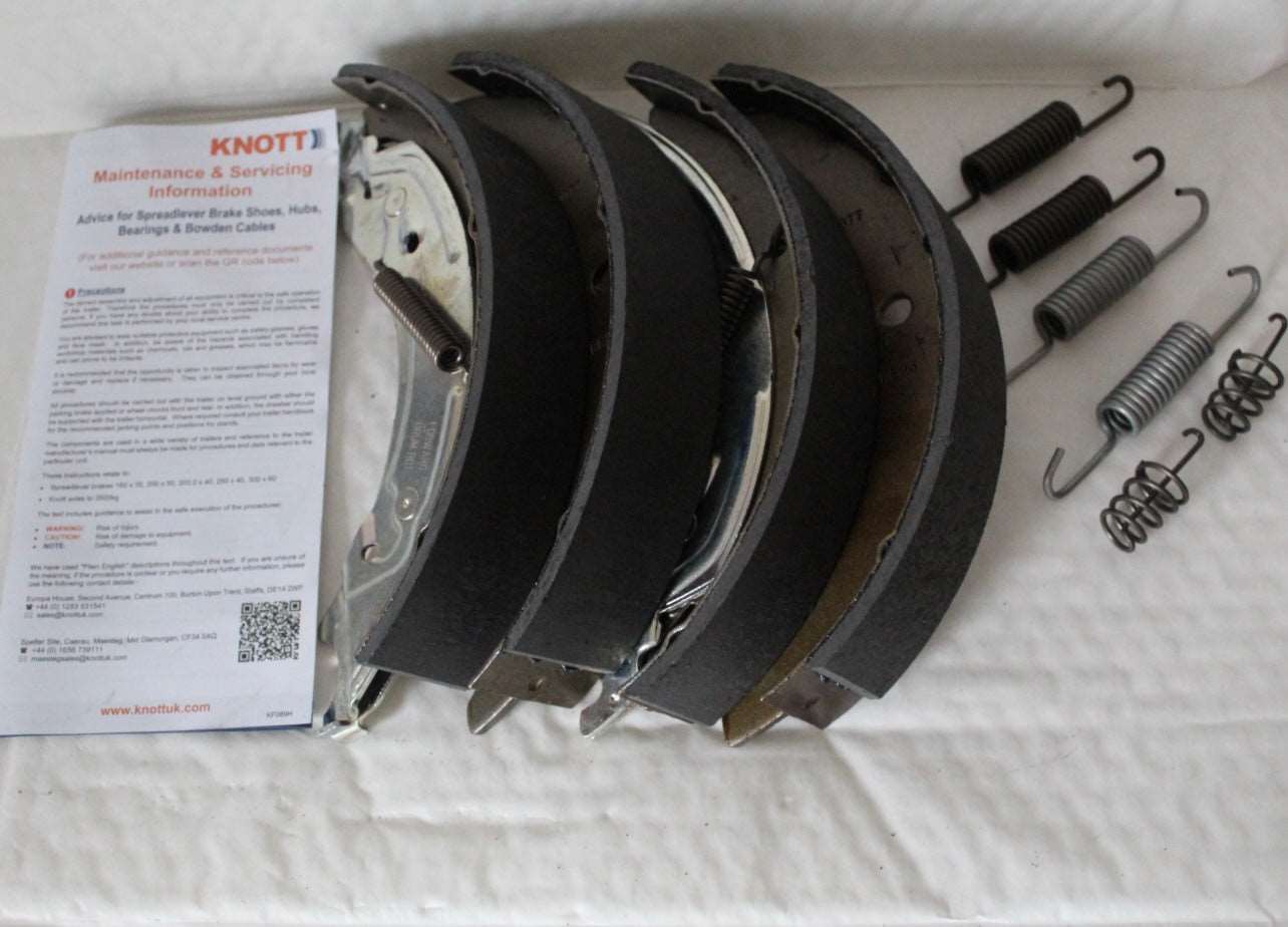 Knott 250 x 40 Auto Reverse Brake Shoes Three Axle Sets