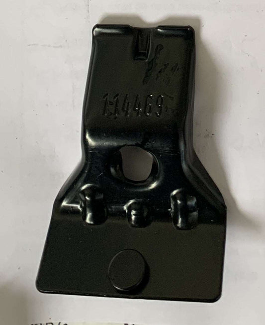 Spare Metal Bracket for Mont Blanc/Halfords Roof Bars 114469