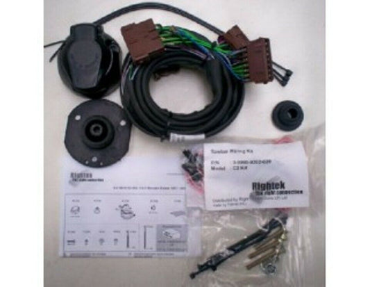 Ford Mondeo Estate 1997-2000 Vehicle Specific Kit 7 Pin Socket FD-MOE-7